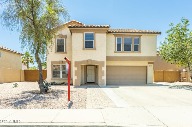 8163 Posada Ave, Mesa, AZ 85212