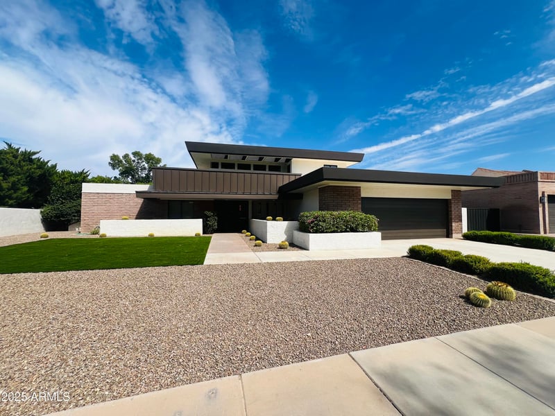 8166 Del Cadena Dr, Scottsdale, AZ 85258