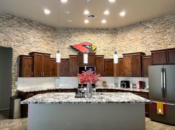 817 Ardmore Rd, Phoenix, AZ 85041