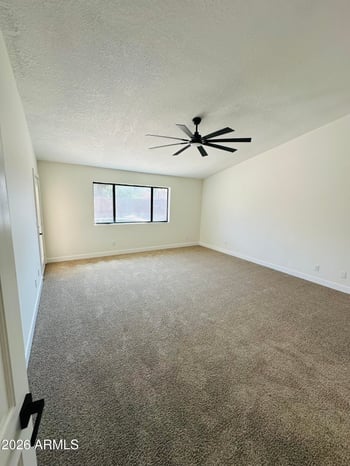 817 E Acoma Dr, Phoenix, AZ 85022