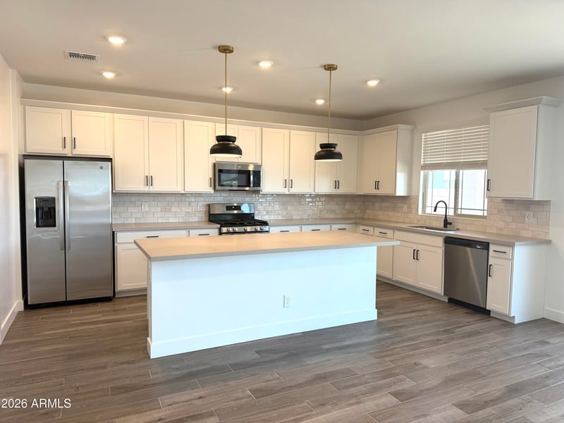 817 Sparrow Dr, Queen Creek, AZ 85140