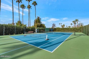 8171 Del Caverna Dr, Scottsdale, AZ 85258