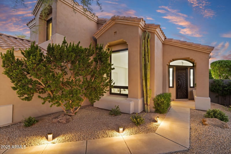 8173 Michelle Dr, Scottsdale, AZ 85255