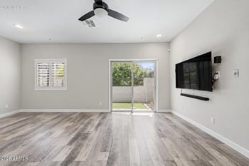8176 N 22nd Dr, Phoenix, AZ 85021