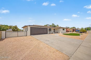 818 62nd St, Mesa, AZ 85205