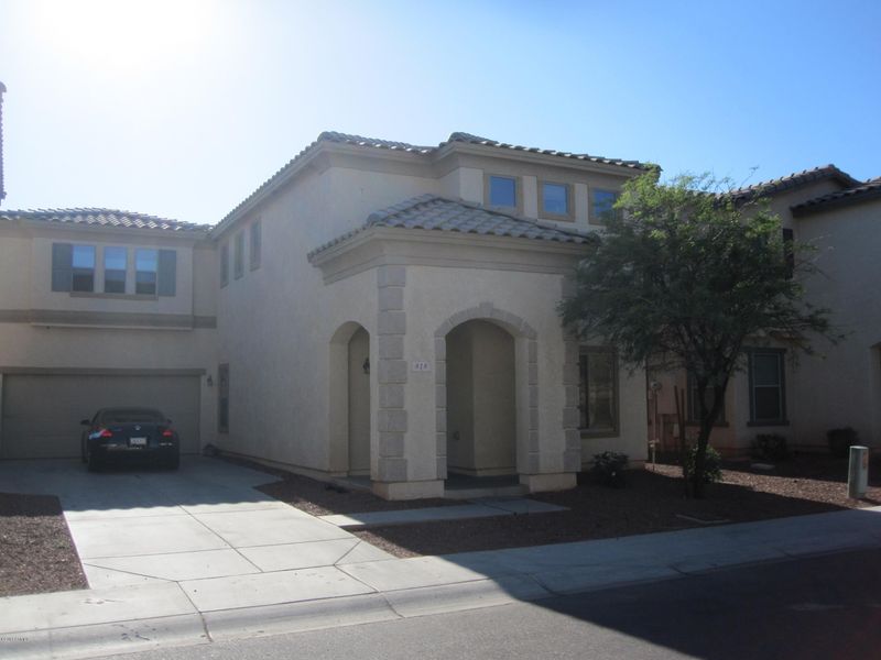 818 N 112th Dr, Avondale, AZ 85323