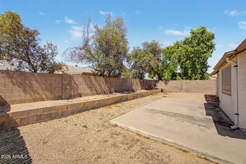 818 W Oraibi Dr, Phoenix, AZ 85027