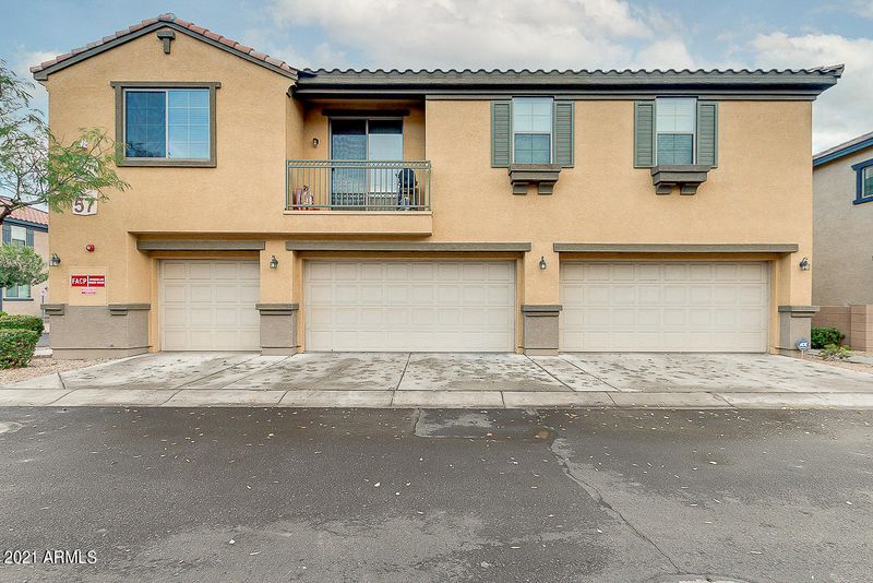 8181 W Colcord Canyon Rd, Phoenix, AZ 85043
