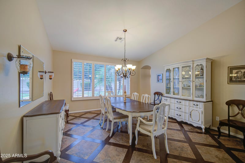 8182 Crocus Dr, Peoria, AZ 85381