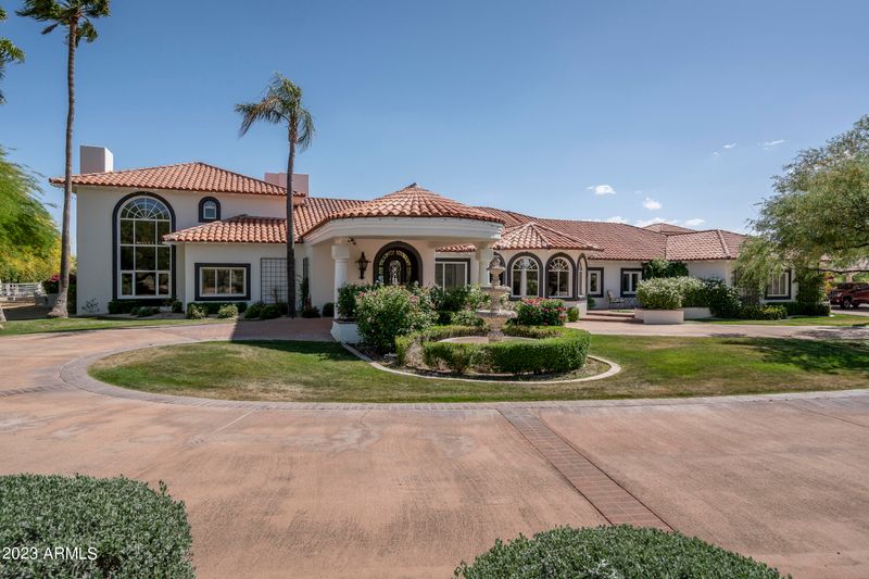 8185 E Alameda Rd, Scottsdale, AZ 85255