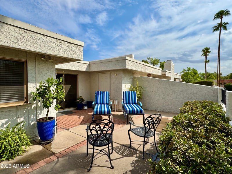 8185 E Del Caverna Dr, Scottsdale, AZ 85258