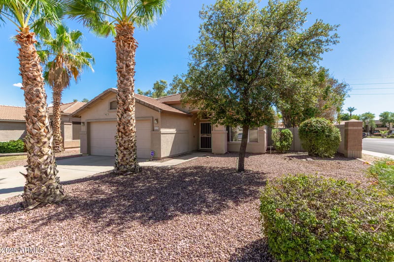 8189 Pontiac Dr, Peoria, AZ 85382