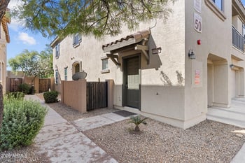 8189 W Groom Creek Rd, Phoenix, AZ 85043
