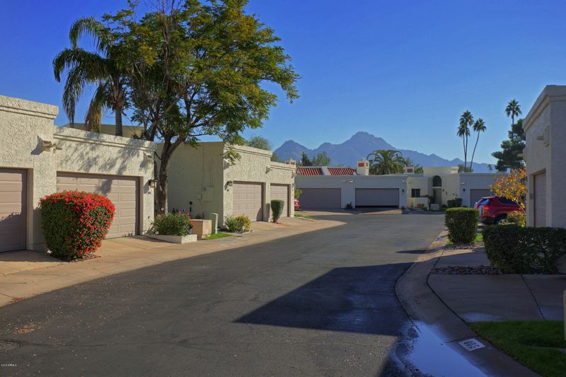 819 E Corte Oro --, Phoenix, AZ 85020