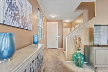 8192 W Lynwood St, Phoenix, AZ 85043