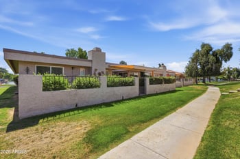 8198 Del Caverna Dr, Scottsdale, AZ 85258