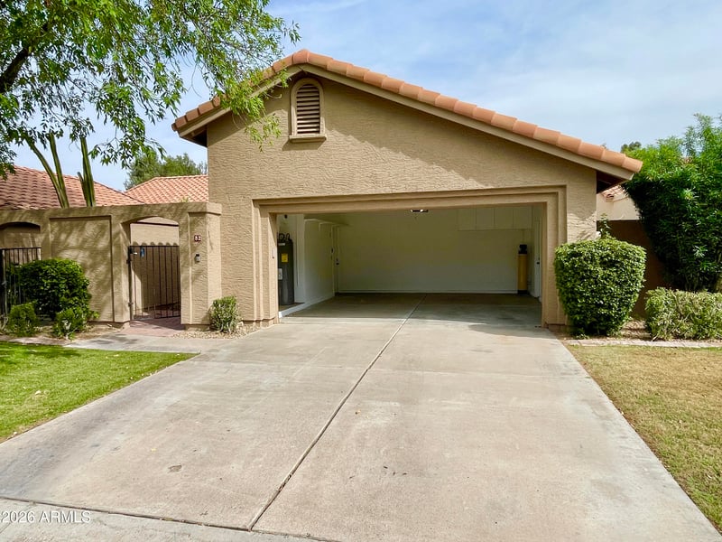 82 W Calle De Arcos --, Tempe, AZ 85284