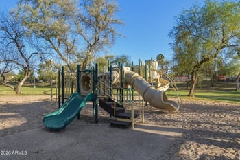82 Raven Dr, Chandler, AZ 85286