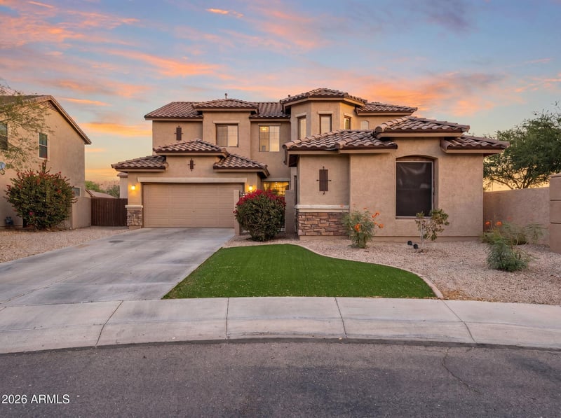 82 Raven Dr, Chandler, AZ 85286