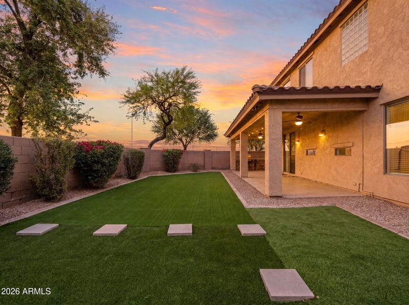 82 Raven Dr, Chandler, AZ 85286