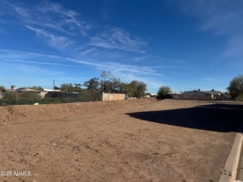 820 Chipman Rd #1, Phoenix, AZ 85040
