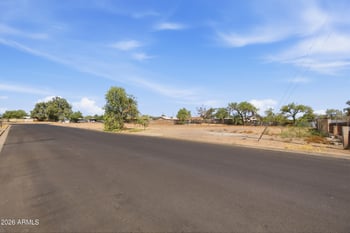 820 E Chipman Rd #1, Phoenix, AZ 85040