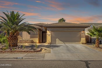 820 Pasture Canyon Dr, San Tan Valley, AZ 85143