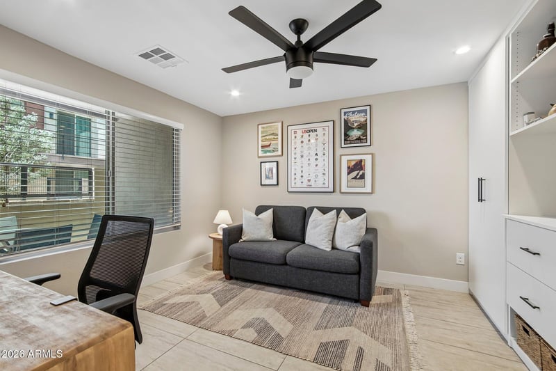 820 8th Ave #18, Phoenix, AZ 85007