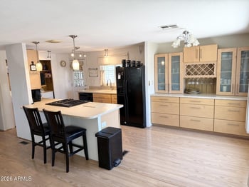 8200 Coralbell Cir, Mesa, AZ 85208
