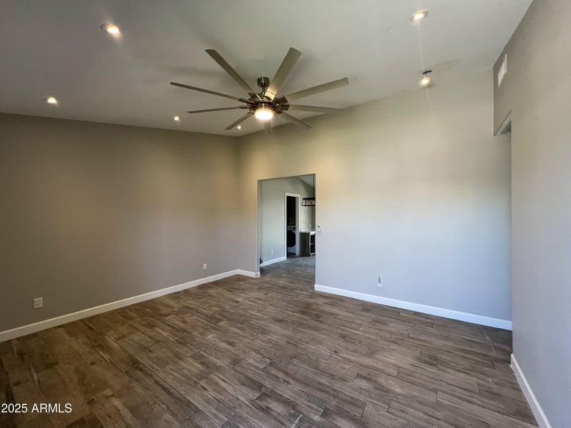 8201 26th St, Phoenix, AZ 85042