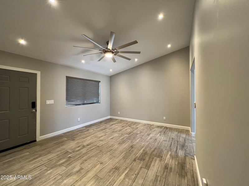 8201 26th St, Phoenix, AZ 85042