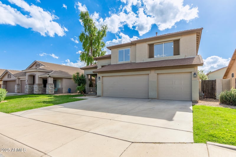 8201 Adam Ave, Peoria, AZ 85382