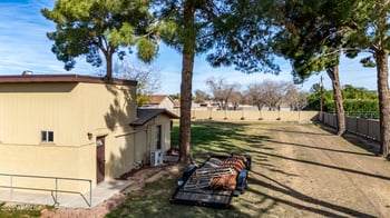 8201 Country Gables Dr, Peoria, AZ 85381