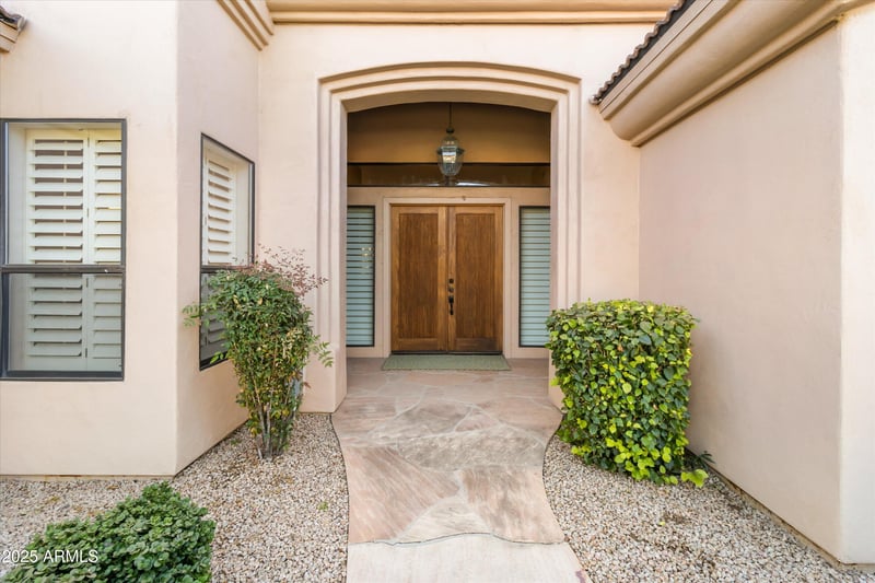 8201 E Kalil Dr, Scottsdale, AZ 85260