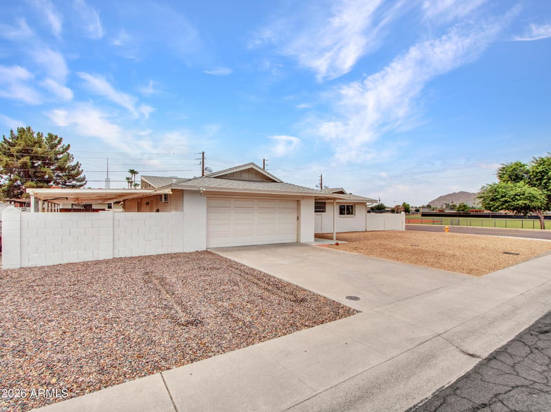 8201 E Malcomb Dr, Scottsdale, AZ 85250