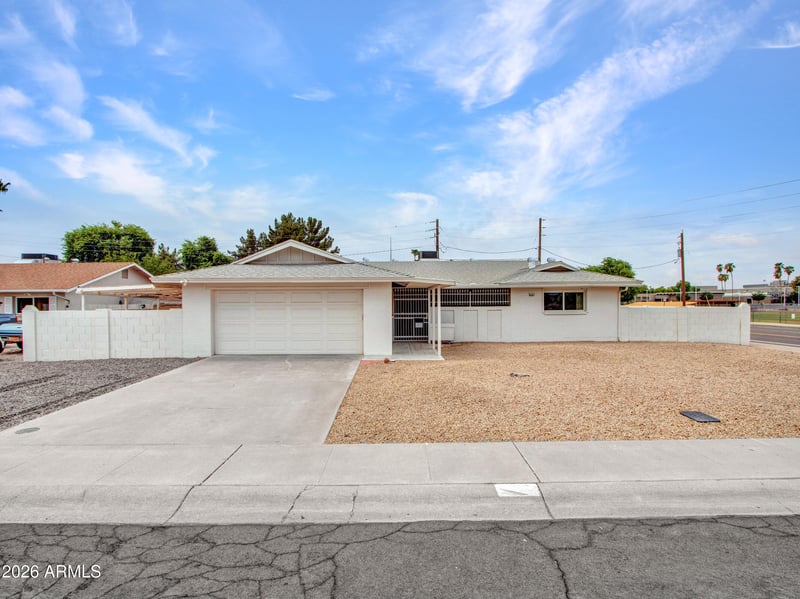 8201 E Malcomb Dr, Scottsdale, AZ 85250