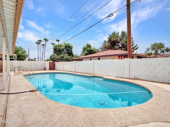 8201 Malcomb Dr, Scottsdale, AZ 85250