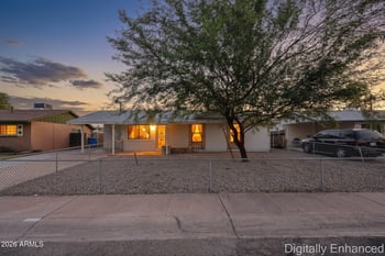 8201 Earll Dr, Phoenix, AZ 85033