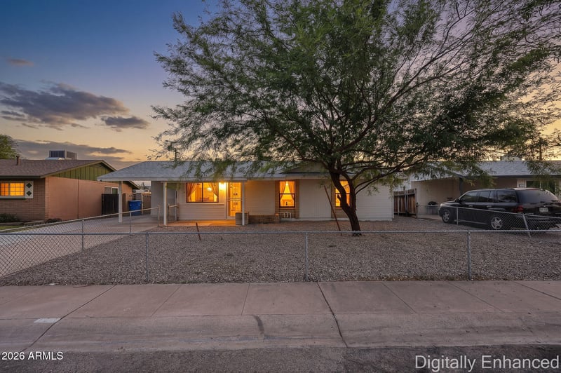 8201 Earll Dr, Phoenix, AZ 85033