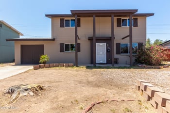 8201 Whitton Ave, Phoenix, AZ 85033