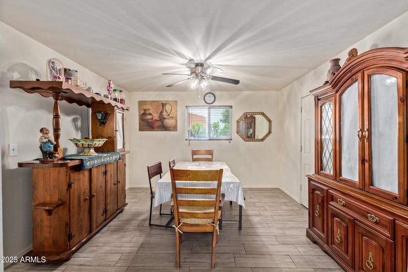 8201 Whitton Ave, Phoenix, AZ 85033