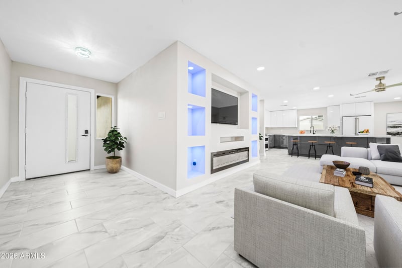 8202 Whitton Ave, Scottsdale, AZ 85251