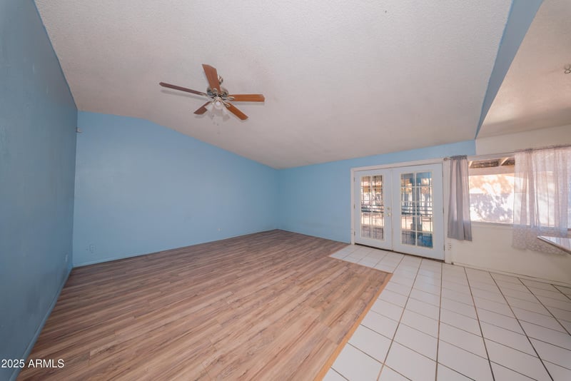 8202 Hazelwood St, Phoenix, AZ 85033