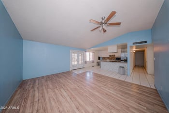 8202 Hazelwood St, Phoenix, AZ 85033