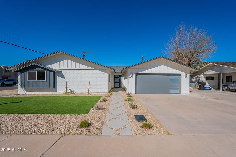 8202 Mackenzie Dr, Scottsdale, AZ 85251