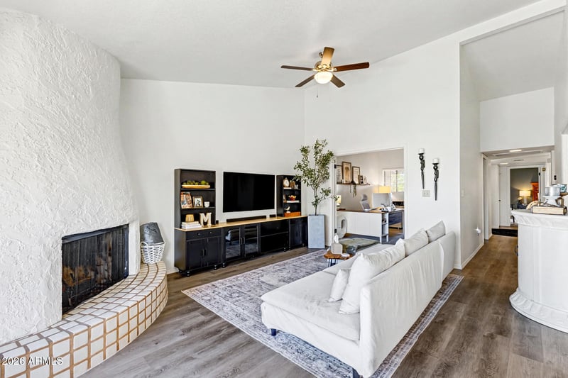 8202 N 21st Dr #B206, Phoenix, AZ 85021