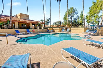 8202 N 21st Dr #B206, Phoenix, AZ 85021