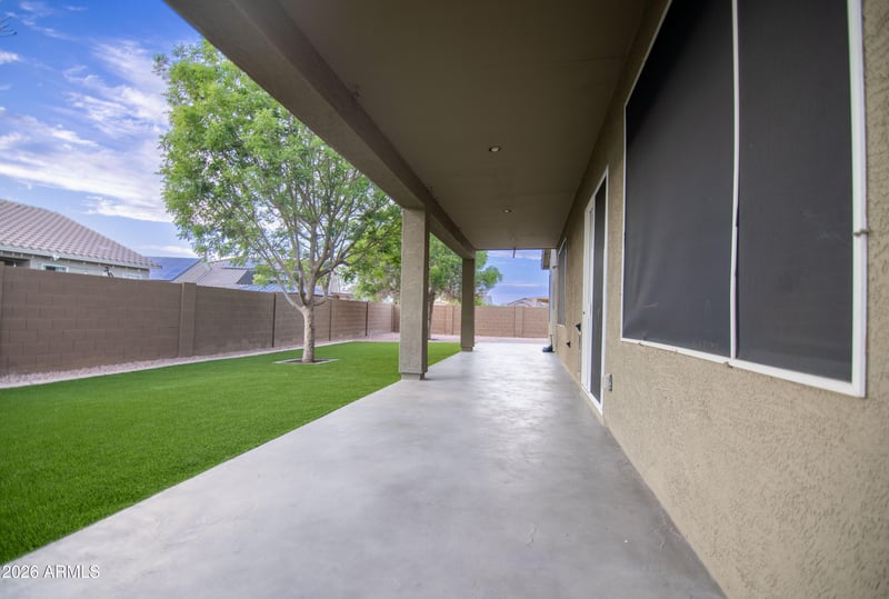 8202 34th Dr, Laveen, AZ 85339