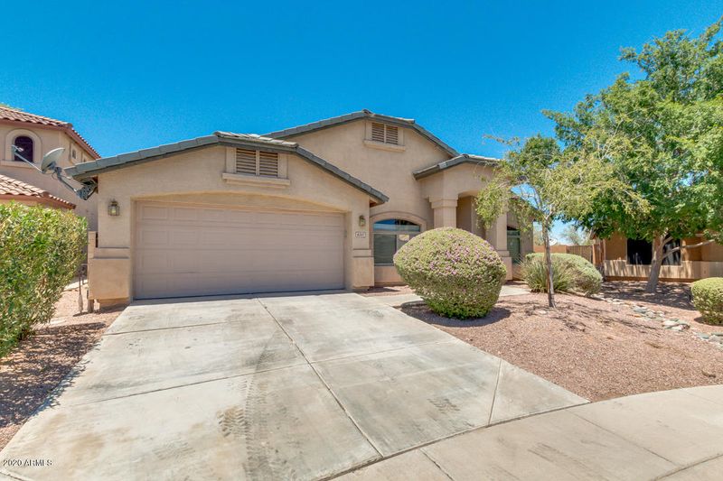 8202 S 48th Dr, Laveen, AZ 85339