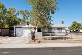 8202 W Highland Ave, Phoenix, AZ 85033